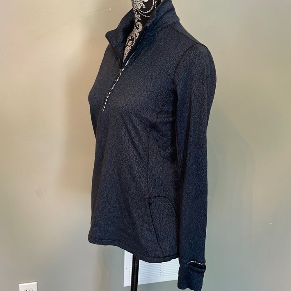 Lululemon size 8 longsleeve